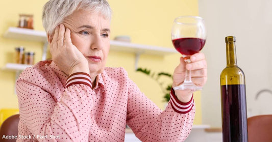 Excessive Drinking May Hasten Alzheimer's Progression if You Have a Genetic Risk