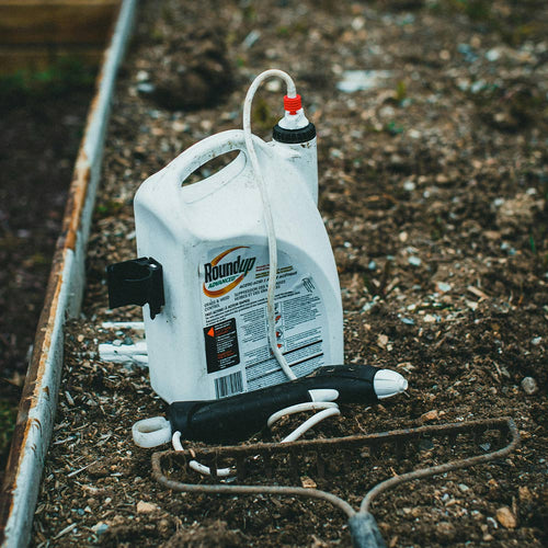 Tell the EPA to Ban This Cancer Causing Weedkiller