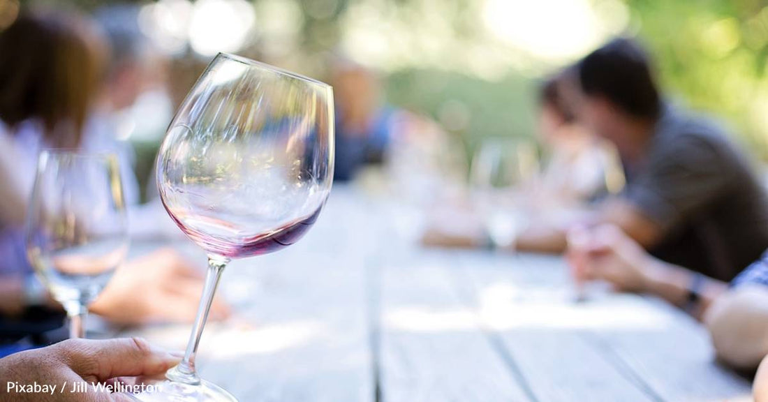 Red Wine or White Wine: Is Either Better for Cancer Risk?