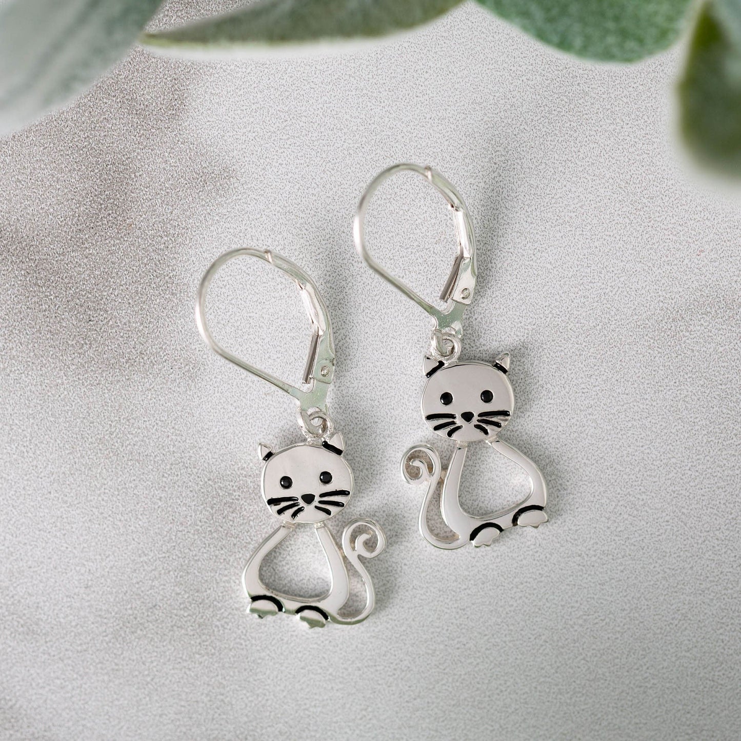 Sitting Kitty Sterling Earrings