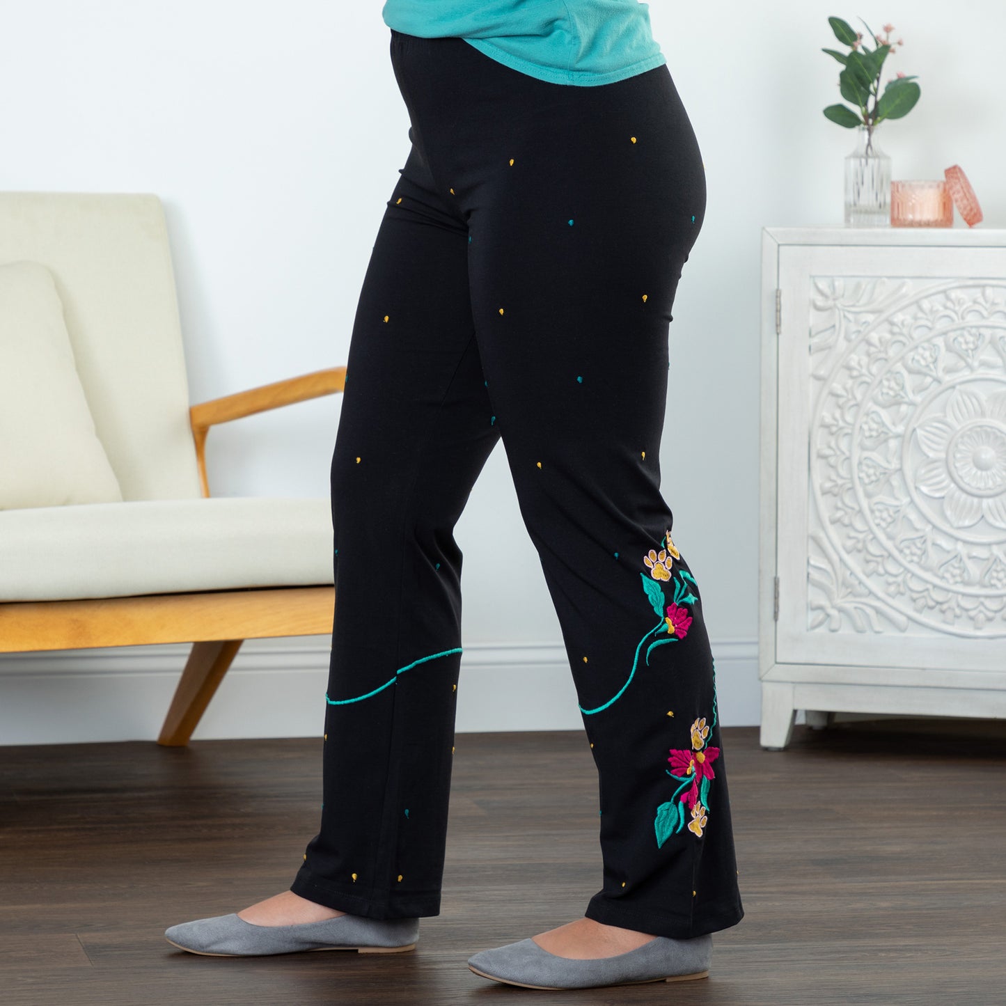 Embroidered Soft Stretch Pants