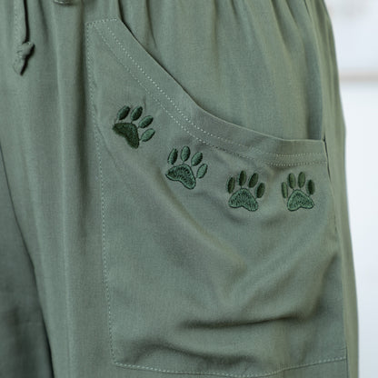 Climbing Paw Print Embroidered Shorts