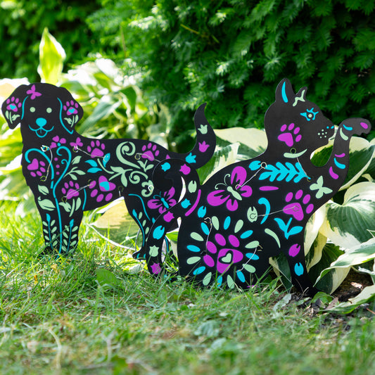 Garden Paws Solar Garden Stake