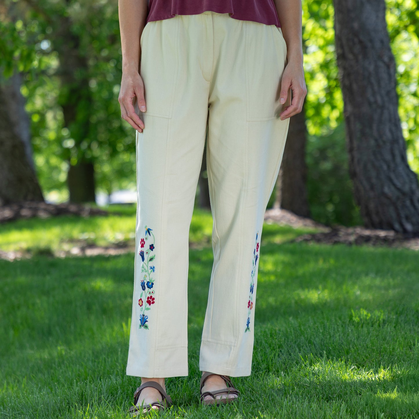 Embroidered Paw & Flower Comfort Waist Pants