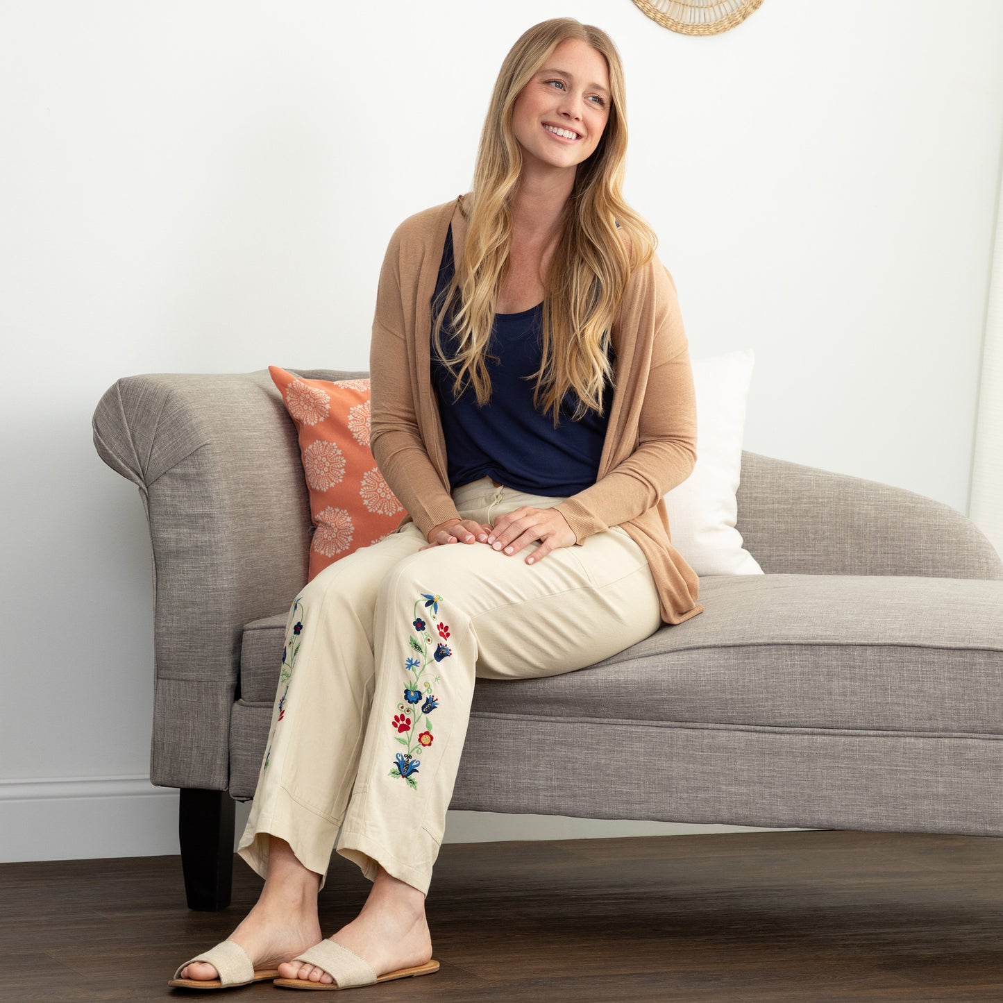 Embroidered Paw & Flower Comfort Waist Pants