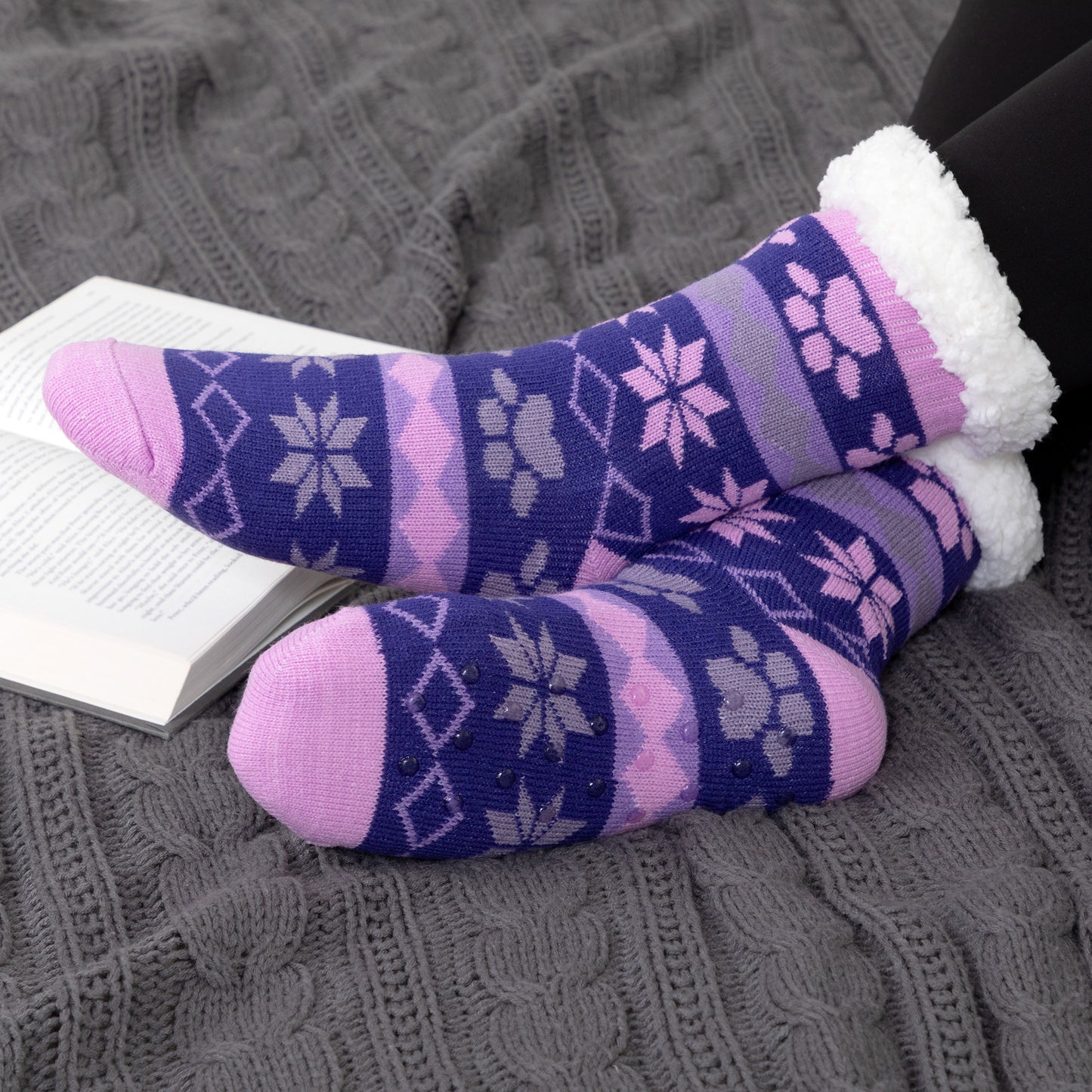 Sherpa Fleece-Lined Paw Print Cabin Slipper Socks