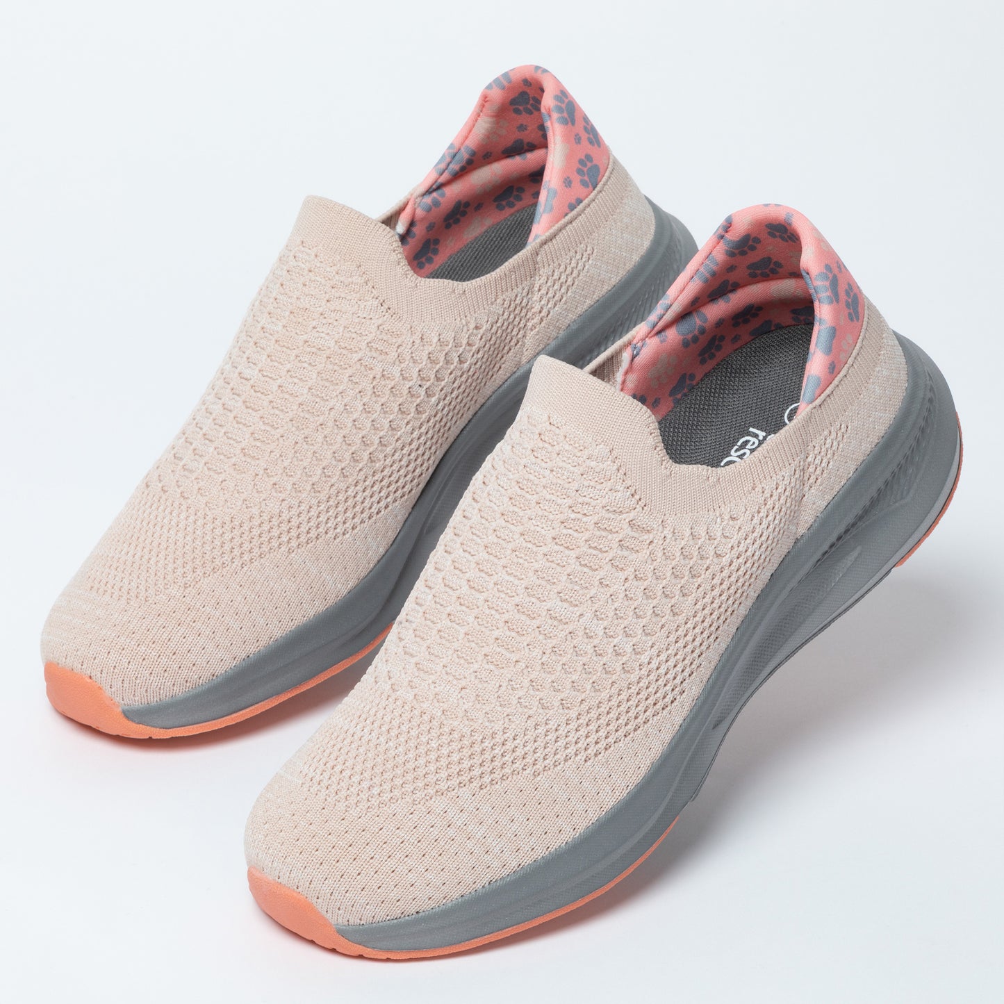 Lightweight Breathable Knit Slide-in Paw Walking Shoes