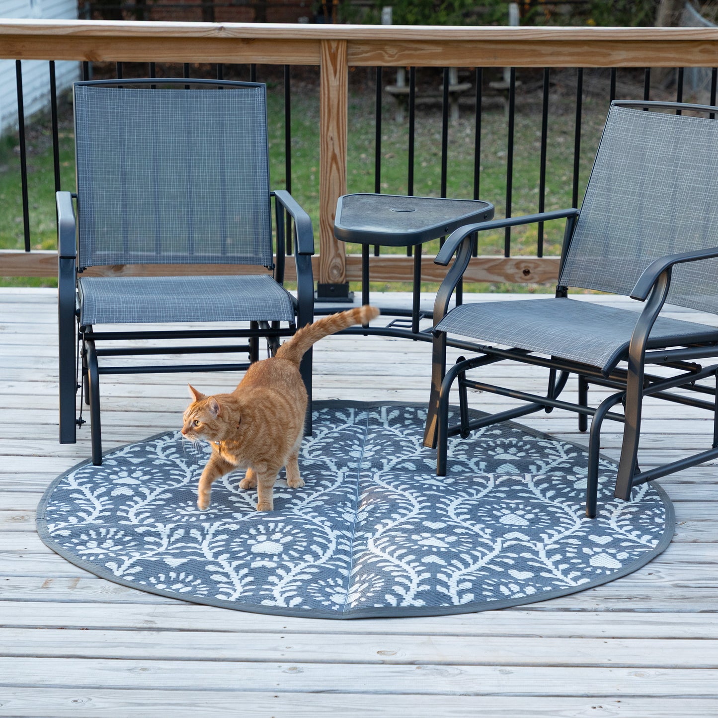 Paw Print Outdoor Reversible Patio Rug