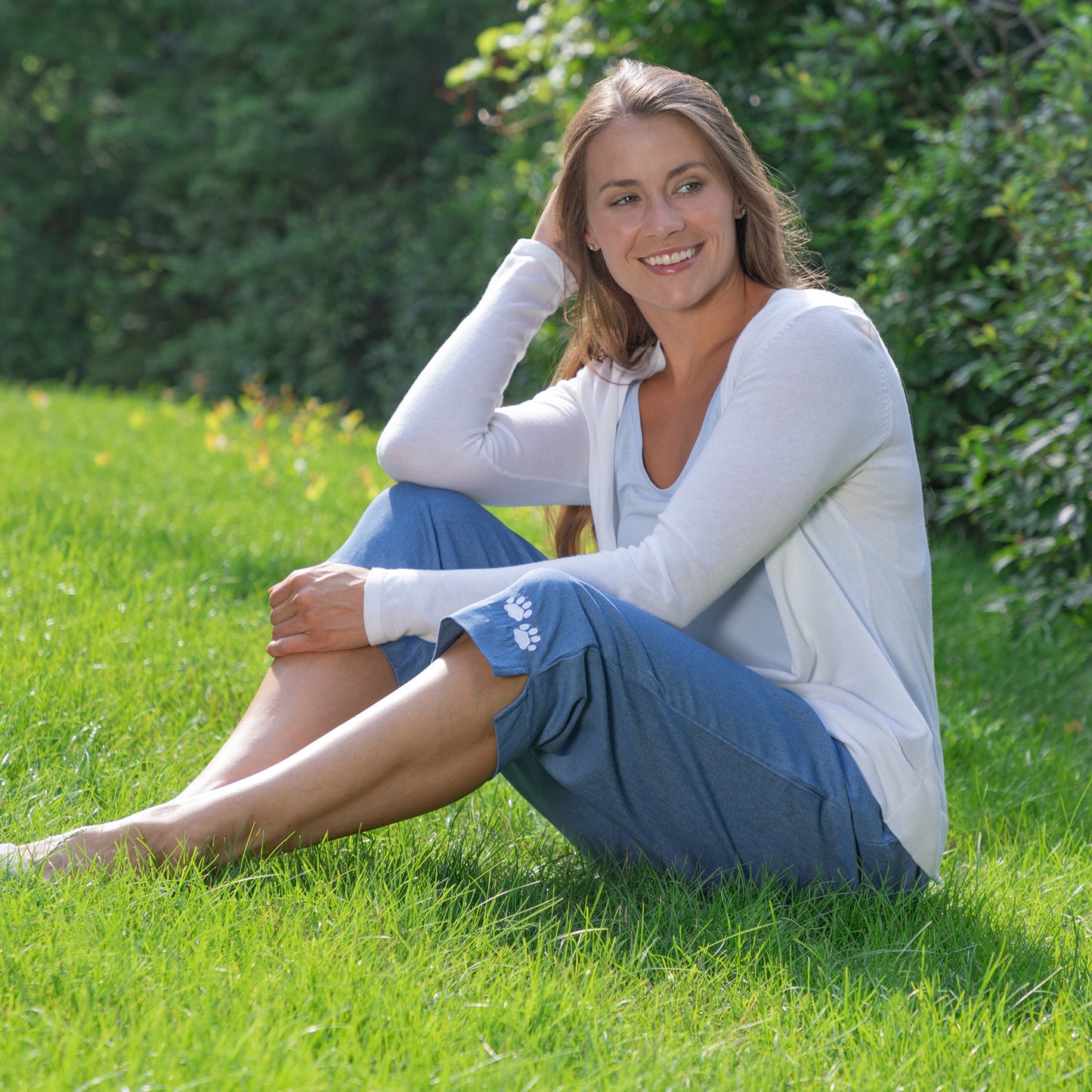 Denim Paw Print Capri Pants