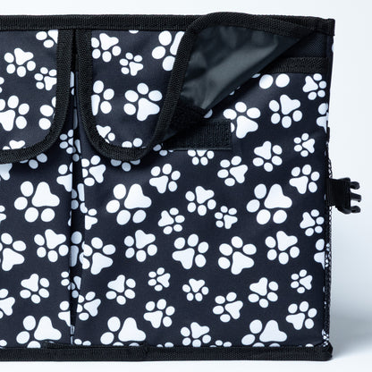 Close up of front pocket on a collapsible car trunk organizer.