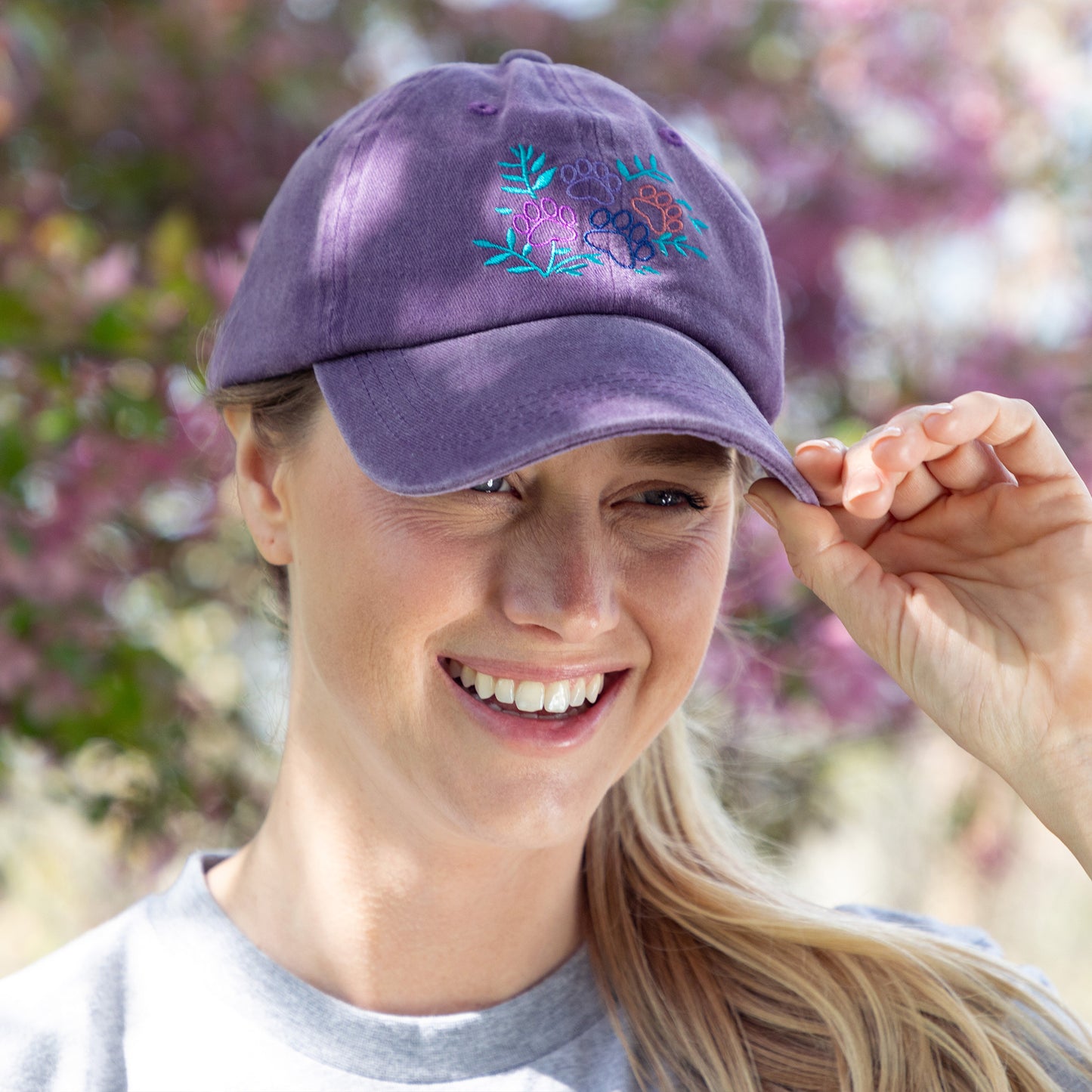 Flower & Paw Hat & T-Shirt Combo