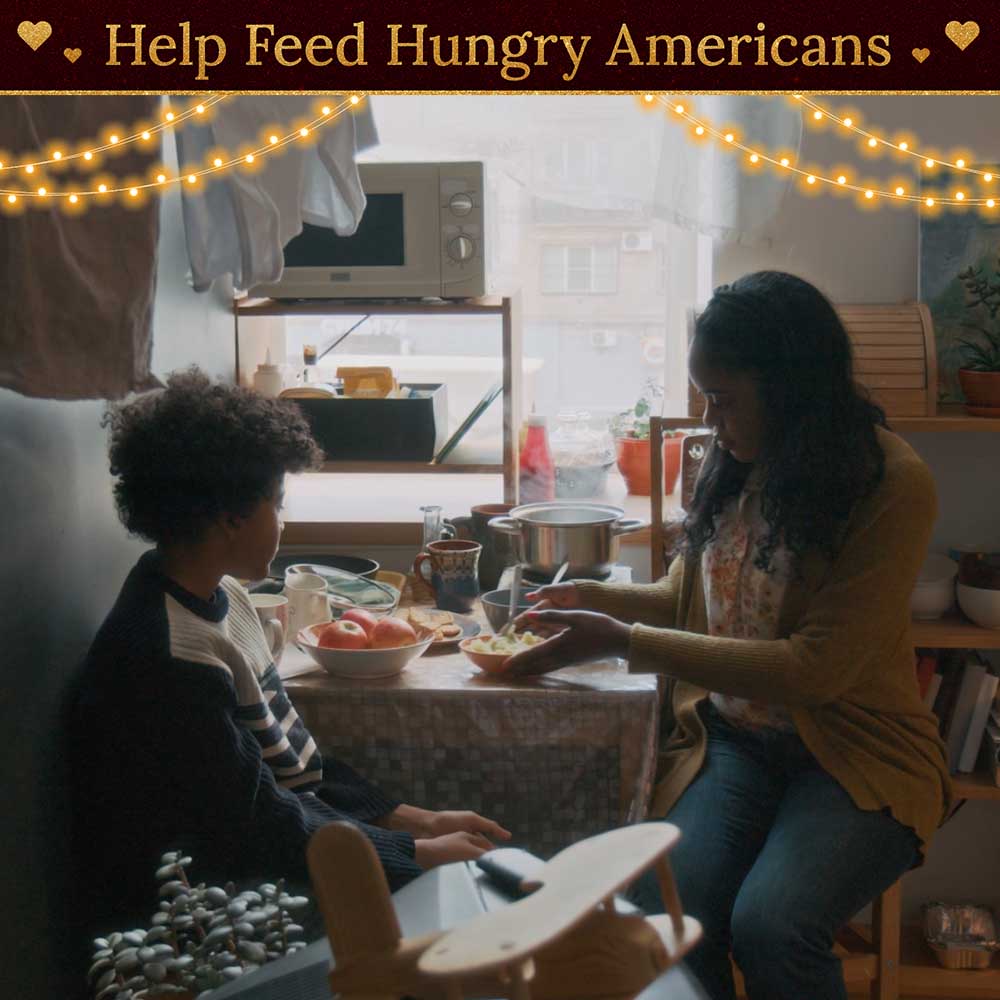 Help Fight Holiday Hunger: Keep Families and Their Pets Fed