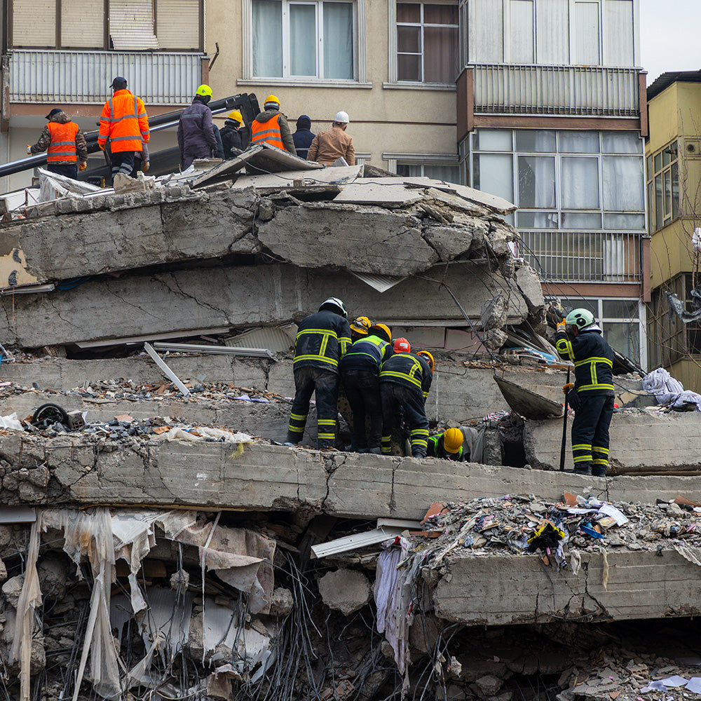 Rush Emergency Aid to Earthquake Survivors in Venezuela