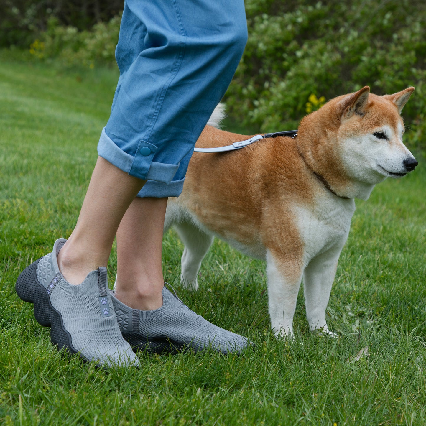 Paw Ultra Comfort Slide-In Deep Traction Walking Shoes
