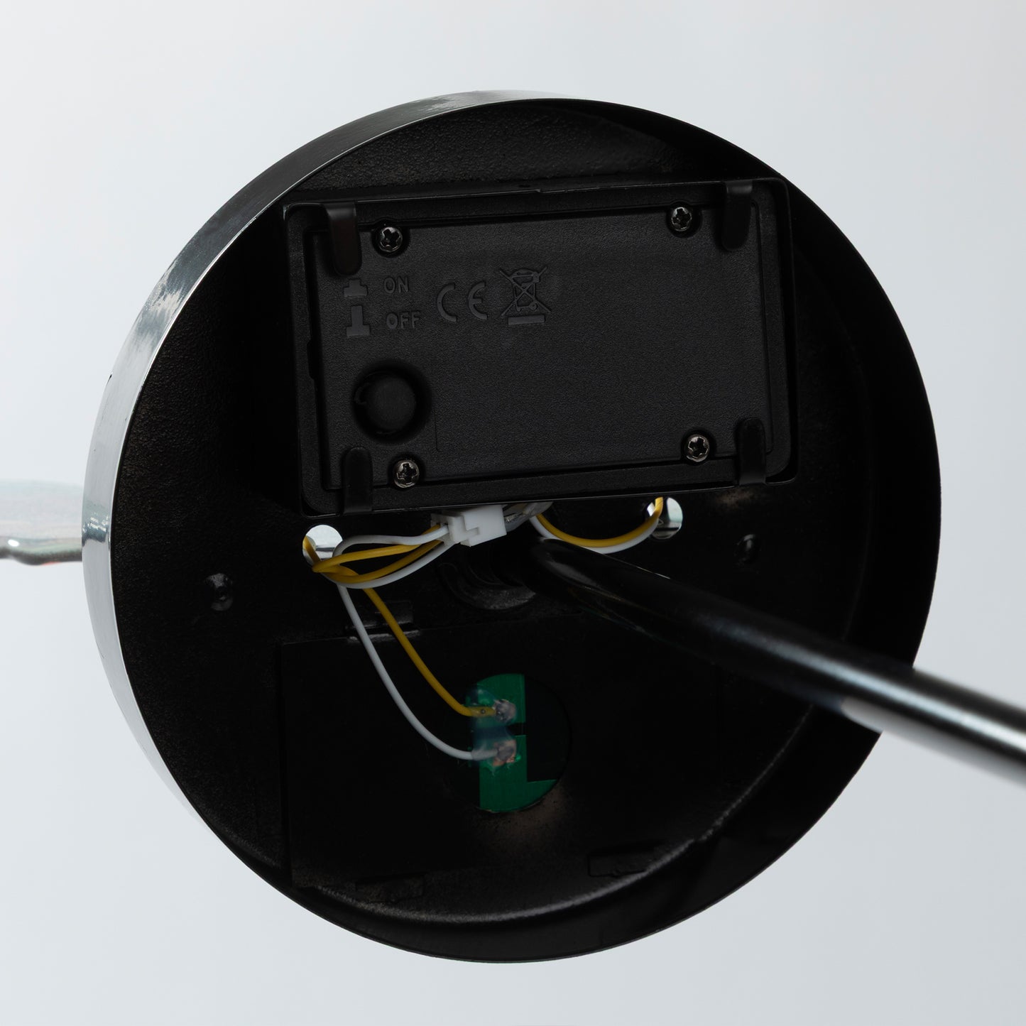 a detail image of the solar components of the solar battery