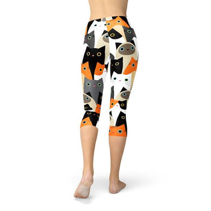 Women's All Over Cats Capri Leggings