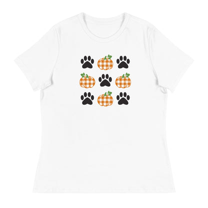 Pumpkins & Paws Women's Relaxed T-Shirt