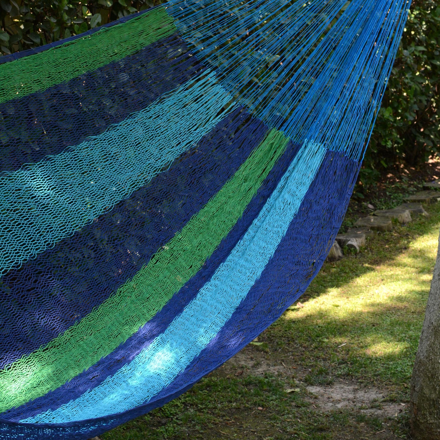 Magical Isle Green & Navy Blue 2 Person Nylon Hammock