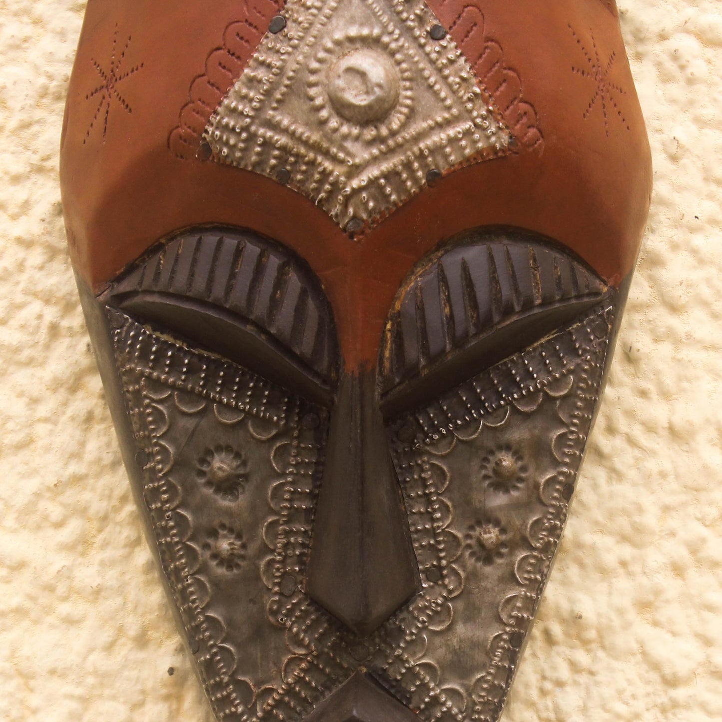 Keeping Order Handcrafted Congo Zaire Wood Mask