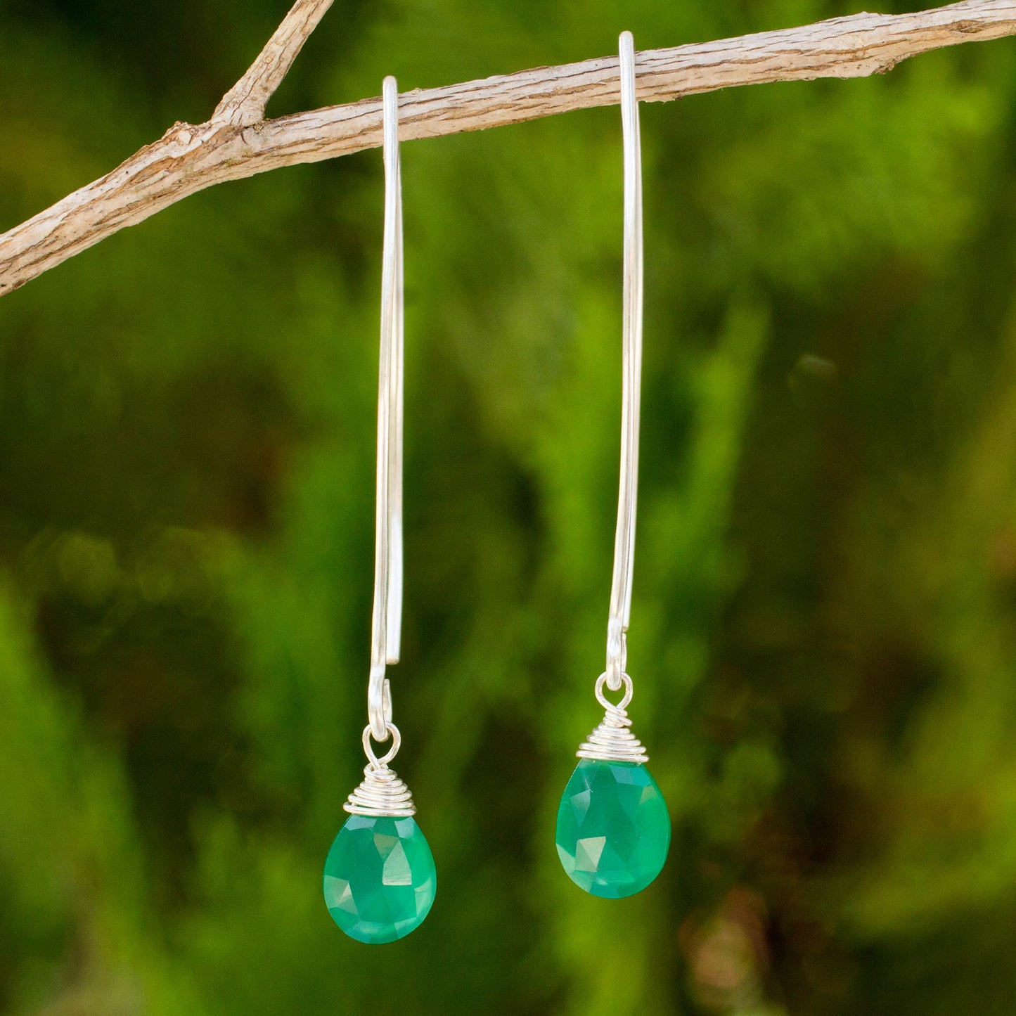 Sublime Chalcedony Sterling Silver Earrings