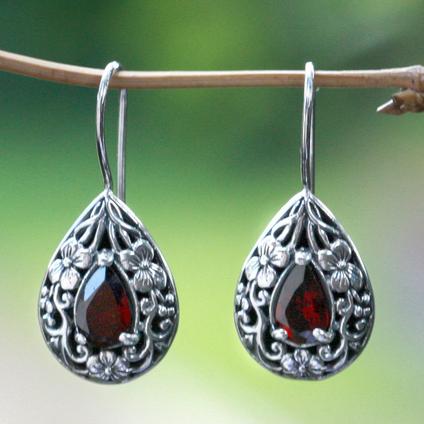 Lovely Daisies Garnet Teardrop Earrings