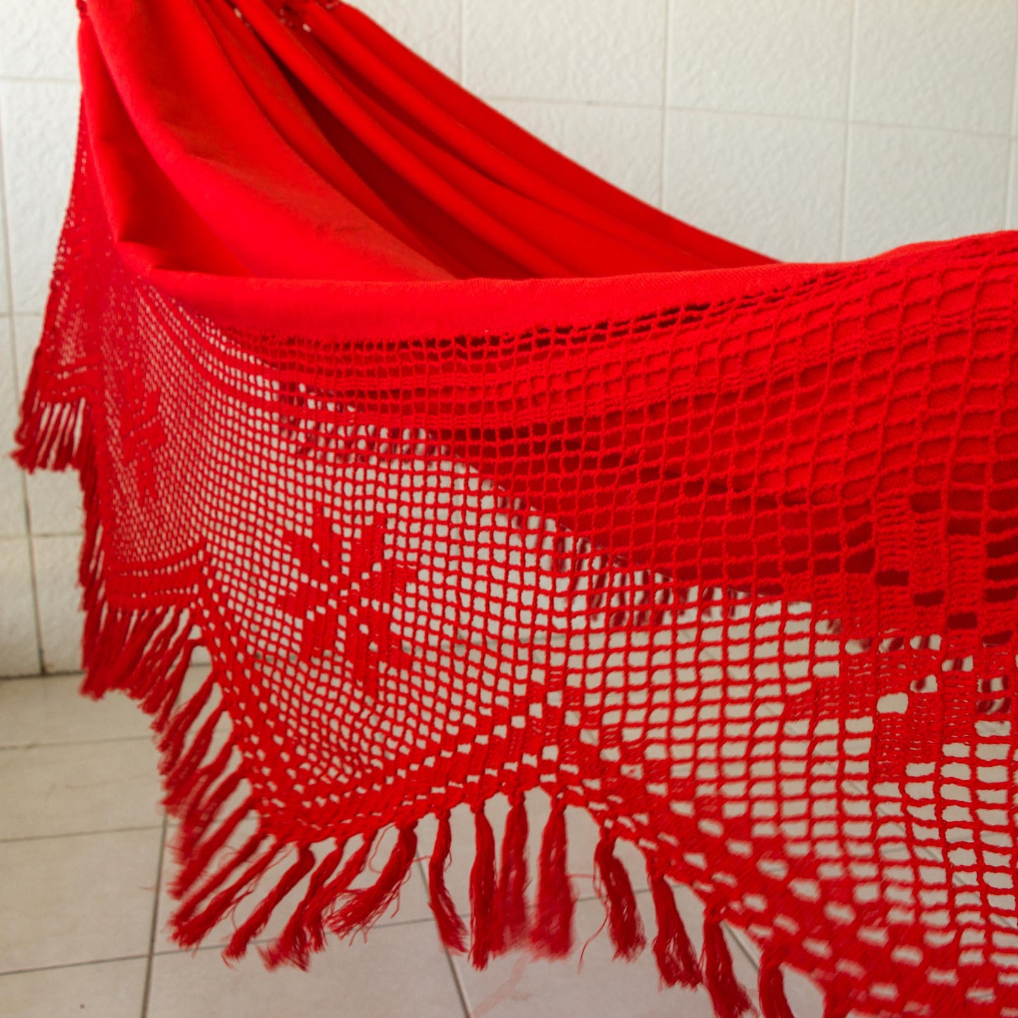 Recife Red Handcrafted Cotton Solid Fabric Hammock (Double)