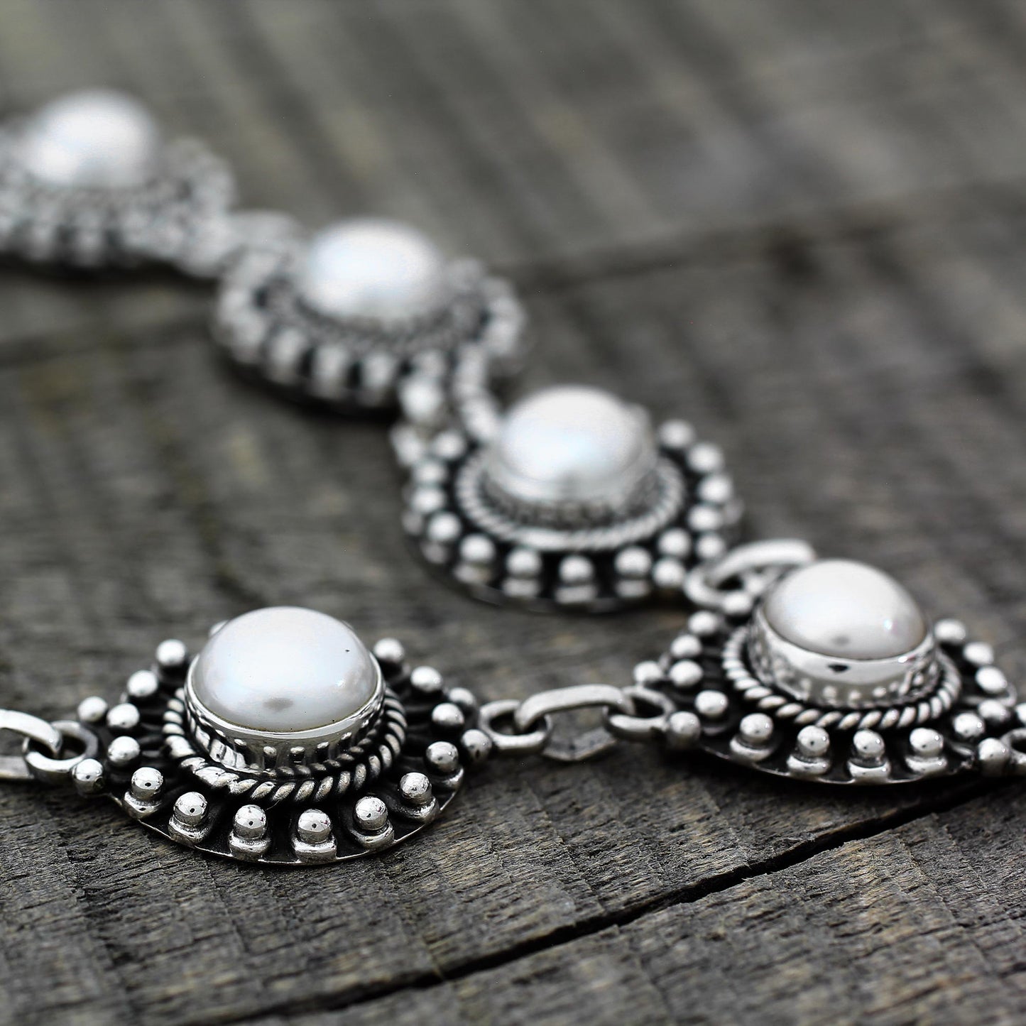 Purity Pearl Y necklace