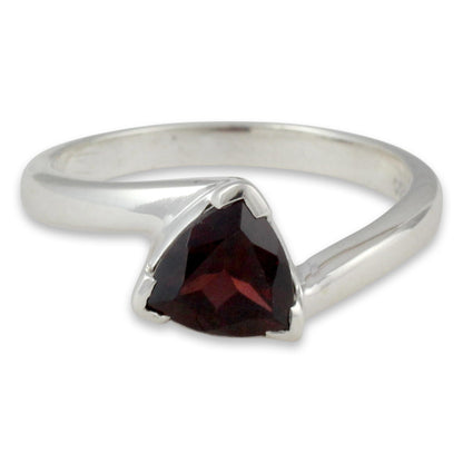 Scintillating Jaipur Garnet Solitaire Ring