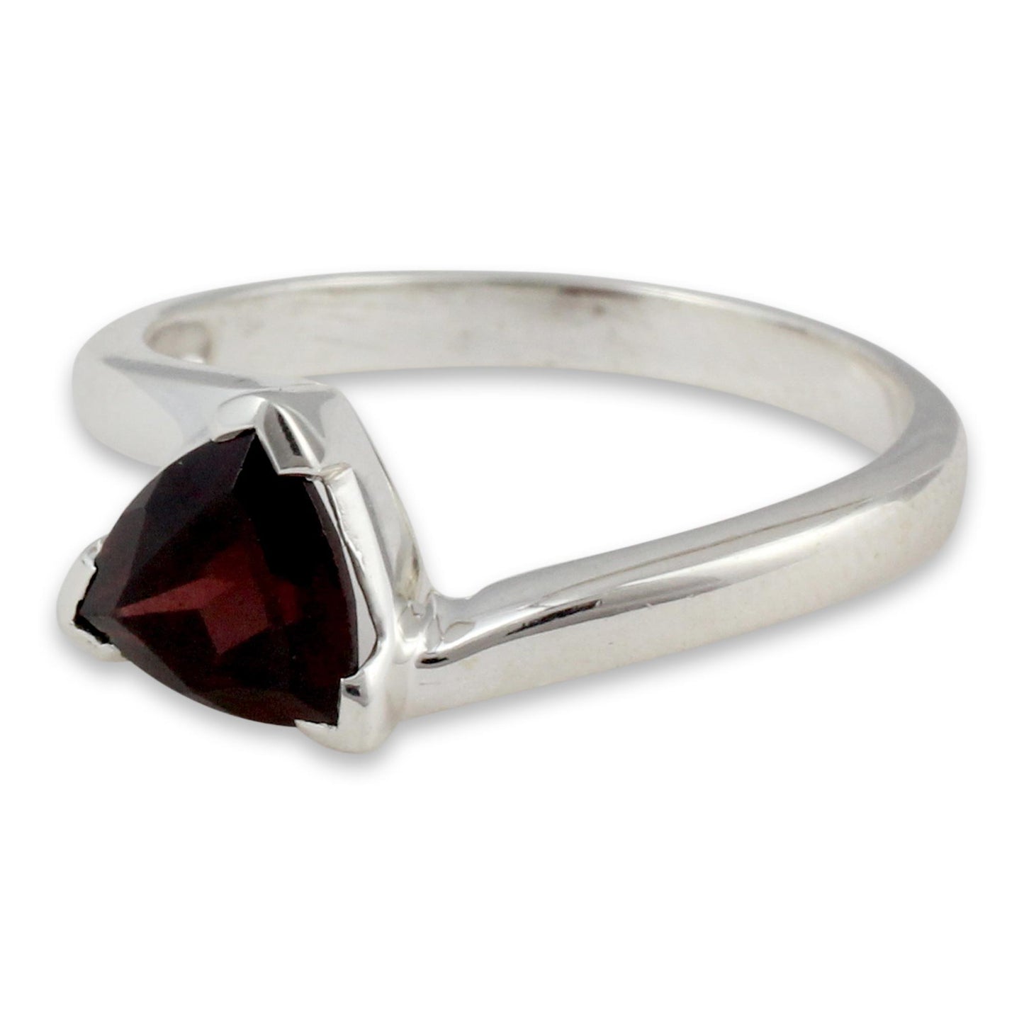 Scintillating Jaipur Garnet Solitaire Ring