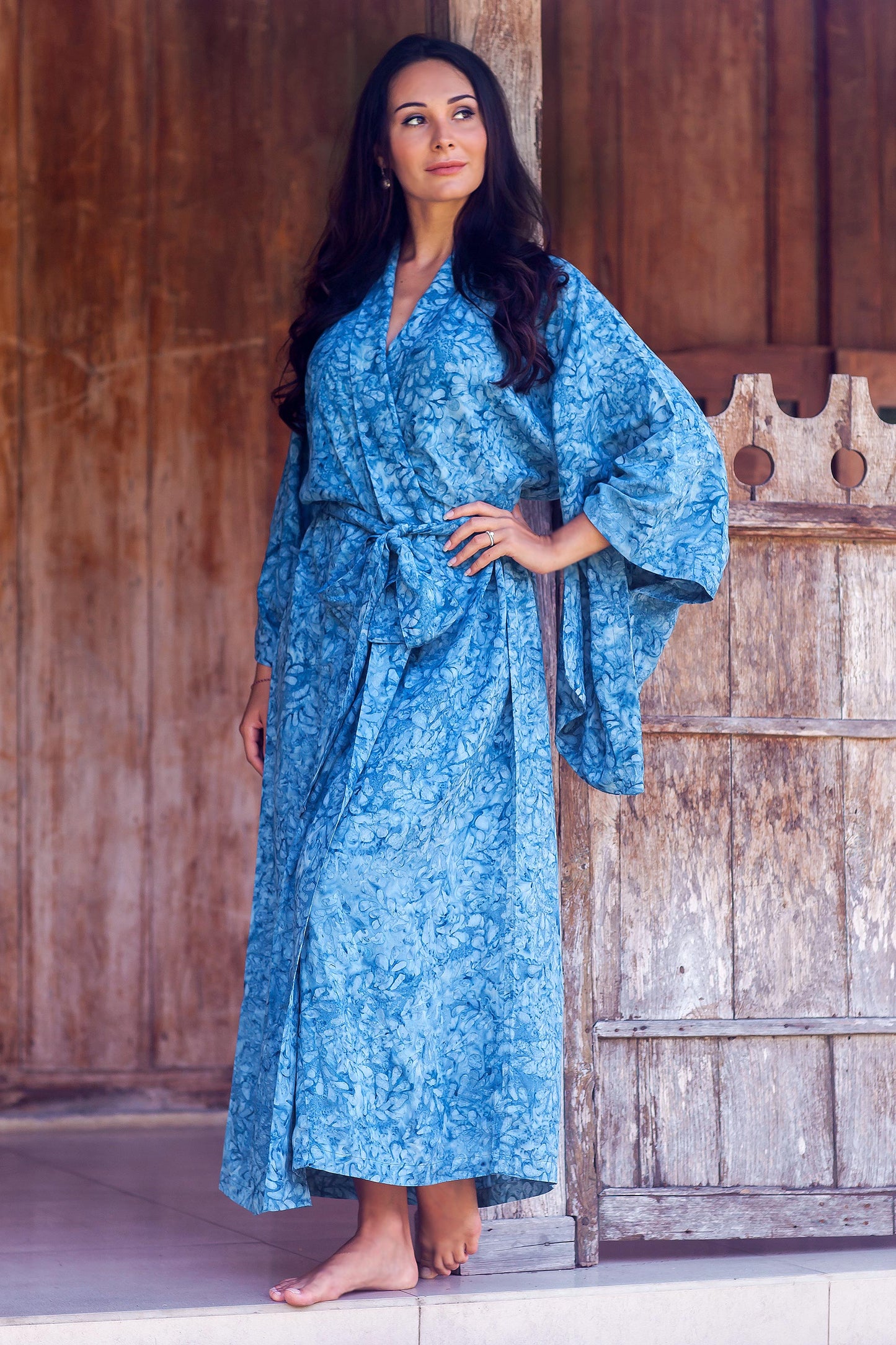 Garden of Illusion Women's Batik Patterned Robe