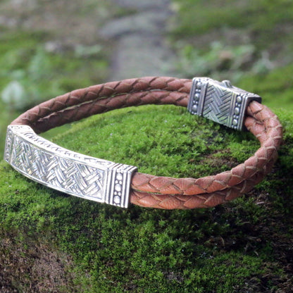 Jakarta Man Men's Sterling Silver and Leather Wristband Bracelet