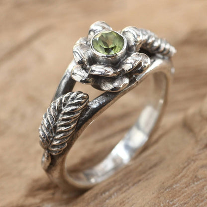 Anemone Blossom Peridot flower ring