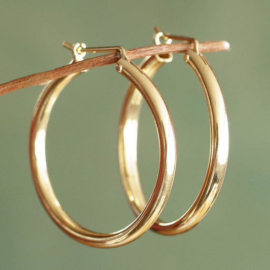 Minimalist Magic Classic Gold Vermeil Hoop Earrings