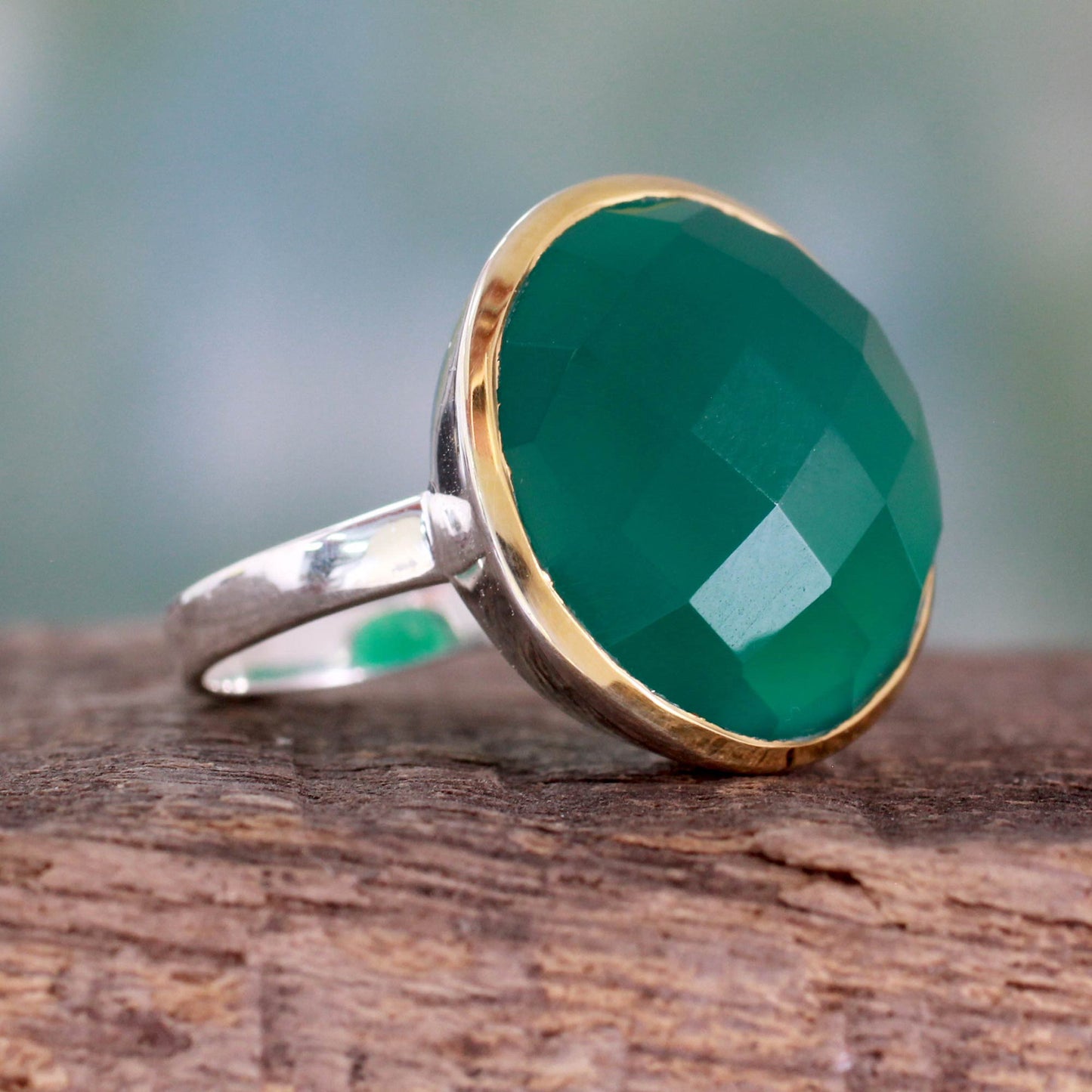 Verdant Allure Onyx Ring