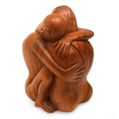 Embracing Romantic Suar Wood Sculpture