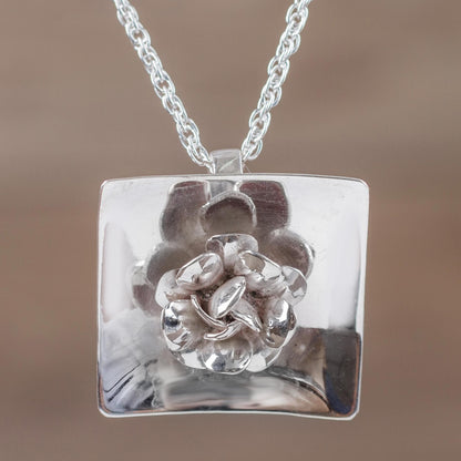 Renaissance Rose Rose Necklace in 925 Sterling Silver Peru Flower Jewelry