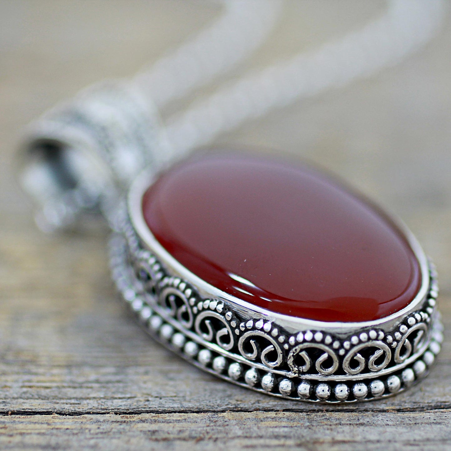 Fiery Glamour Carnelian Silver Pendant Necklace