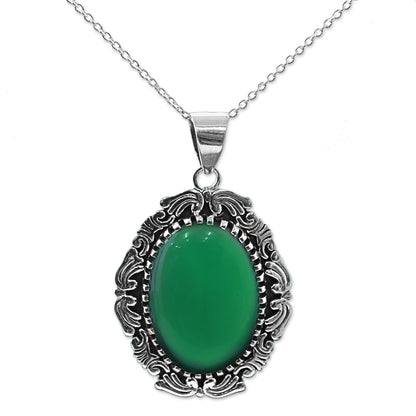 Magnificent Green Hand Crafted Green Onyx Pendant Necklace from India