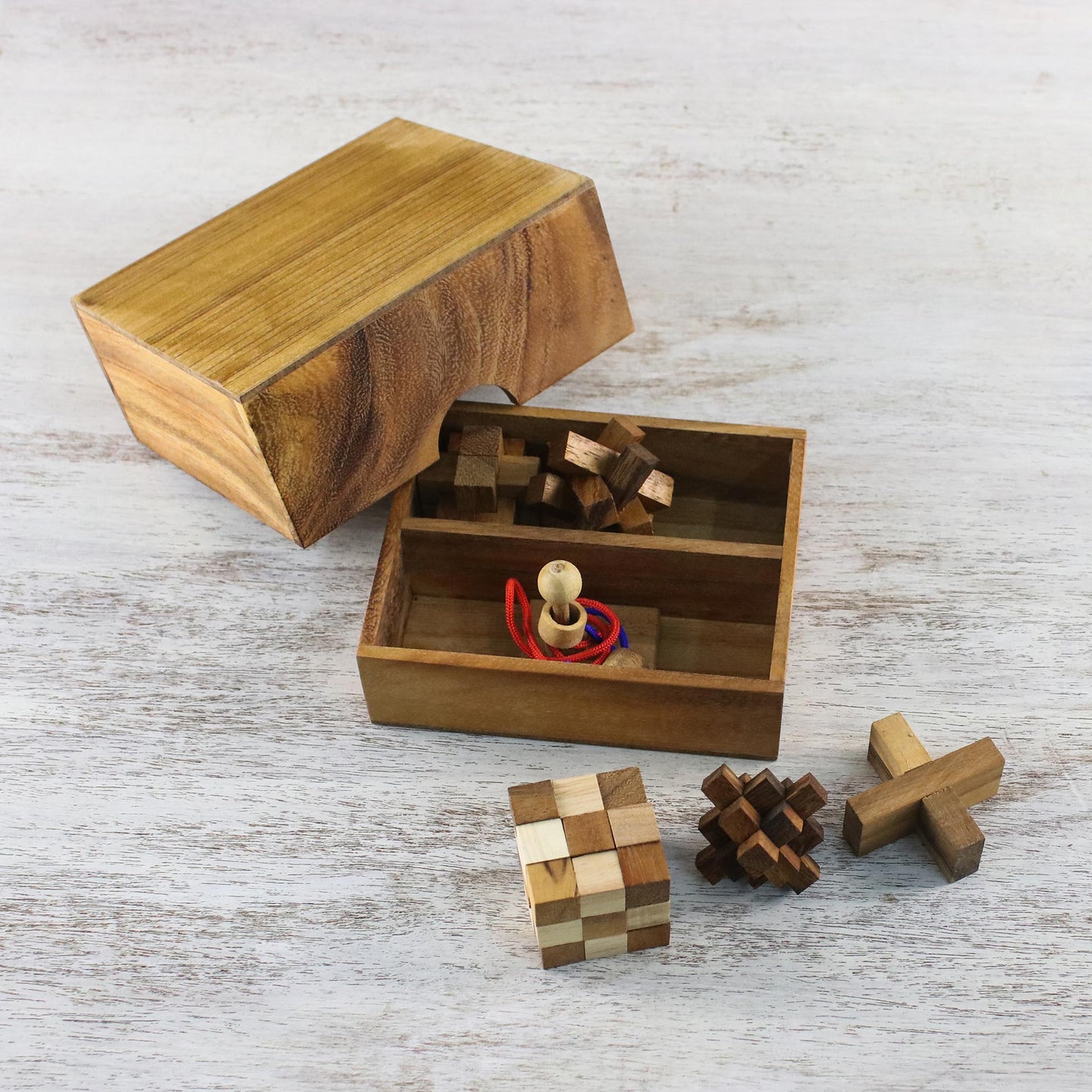 Mini Puzzles Rainwood Game