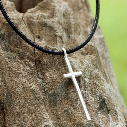 Exquisite Cross Silver Pendant Necklace