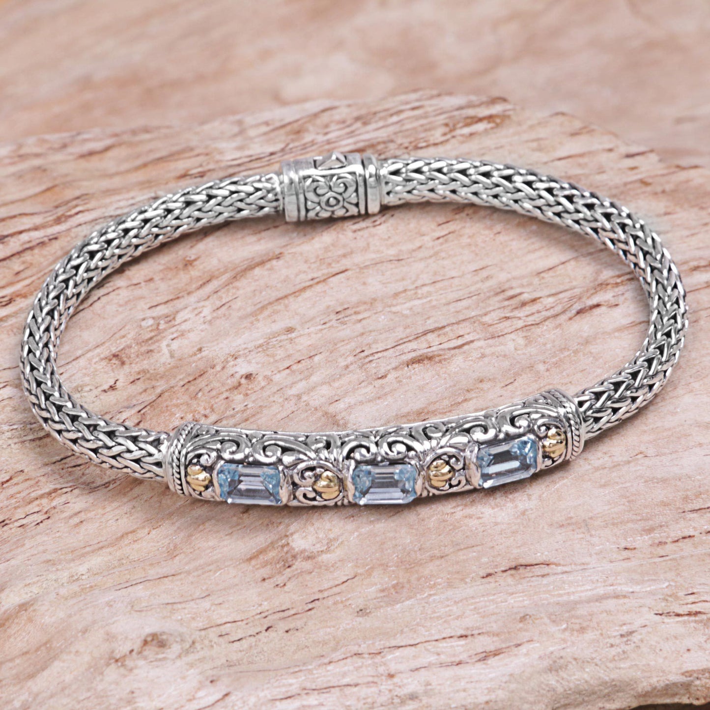 Bedugul Temple Blue Topaz Chain Bracelet