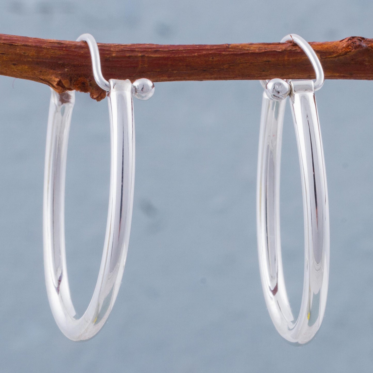 Life Circles Oval Hoop Earrings Hand Crafted in 925 Sterling Silver