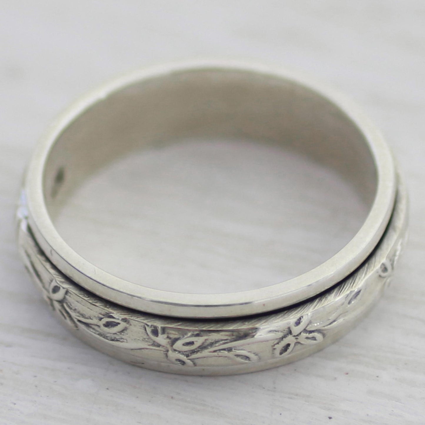 Spinning Leaves Sterling Silver Spinner Ring