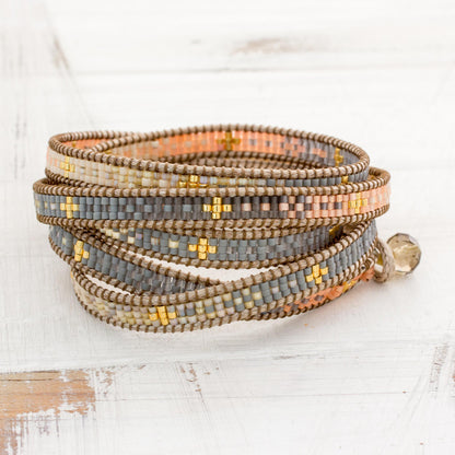 Cerro de la Cruz in Grey Glass Bead Bracelet