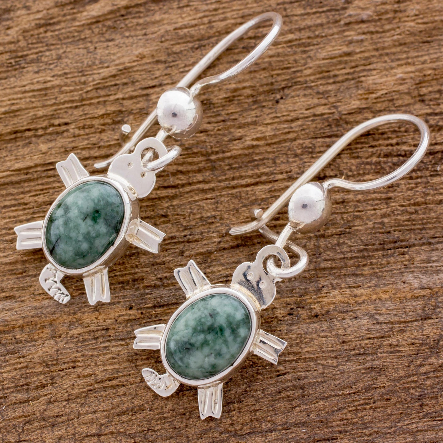 Marine Turtles in Green Green Turtle-Themed Jade Dangle Earrings form Guatemala