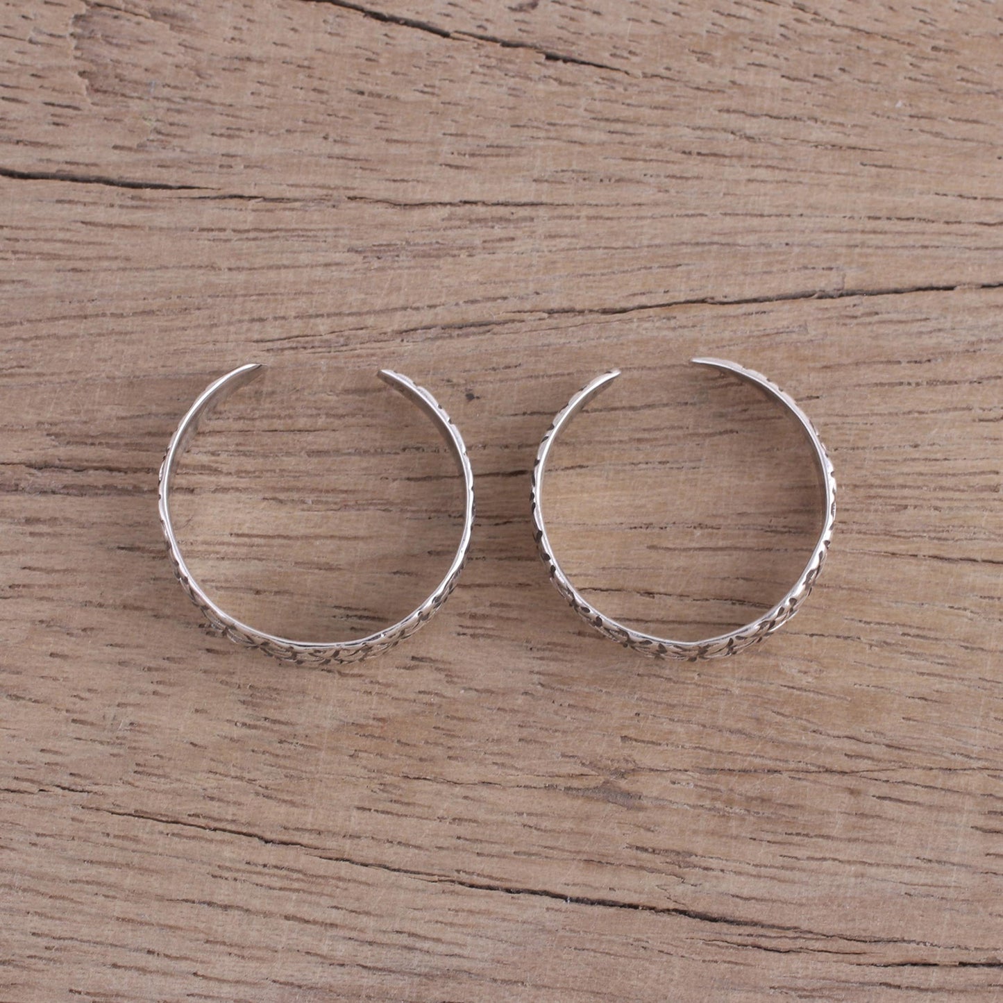 Floral Saga Pair of Floral Sterling Silver Toe Rings from India