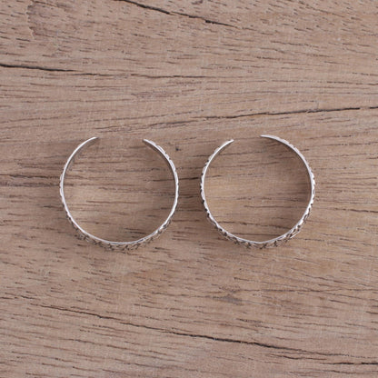 Floral Saga Pair of Floral Sterling Silver Toe Rings from India