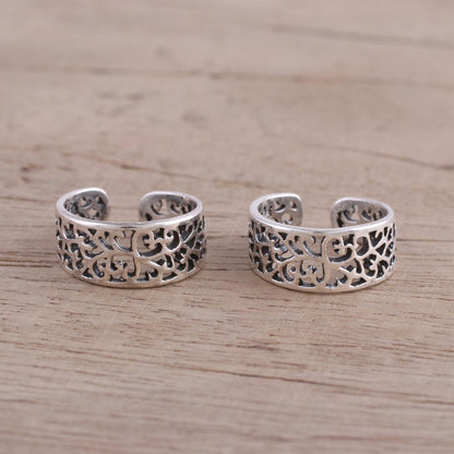 Alluring Vines Artisan Crafted Sterling Silver Toe Rings (Pair) from India