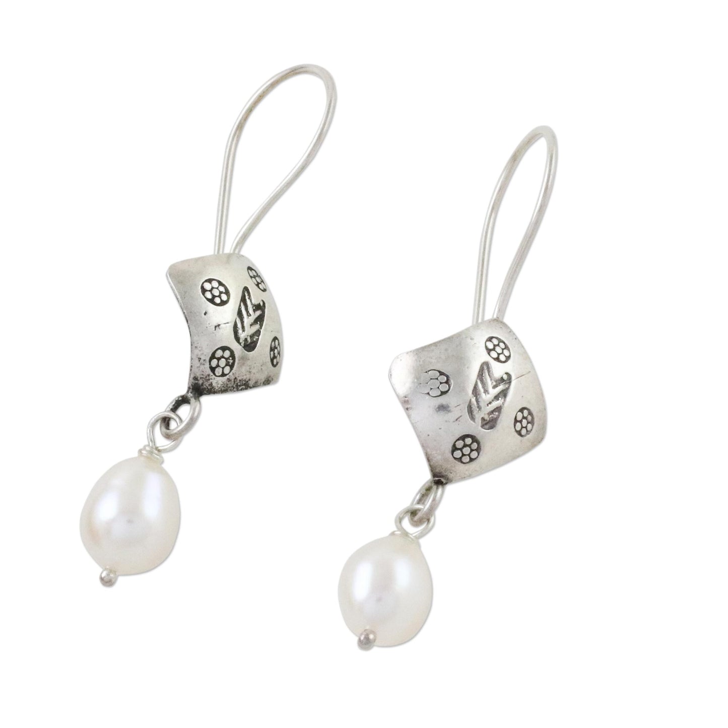 Hill Tribe Cool Cultured Pearl Hill Tribe Silver Dangle Earrings