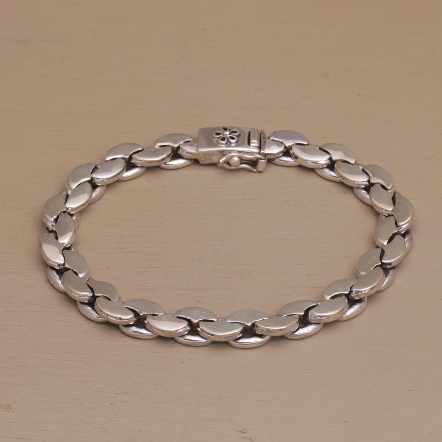 Carried by the Wind Chain Bracelet